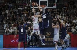 LOL赛事-江苏队力克骑士，詹姆斯关键制胜