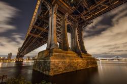 英雄联盟总决赛门票-雨夜火山湖，当蒂亚戈的熔岩撕裂马里防线