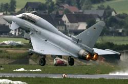 英雄联盟总决赛直播-暴雨中的王权更迭，抢七生死局，爱尔兰如何让荷兰王朝黯然退场