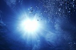 英雄联盟总决赛-王座攻防战，字母哥关键回合定江山