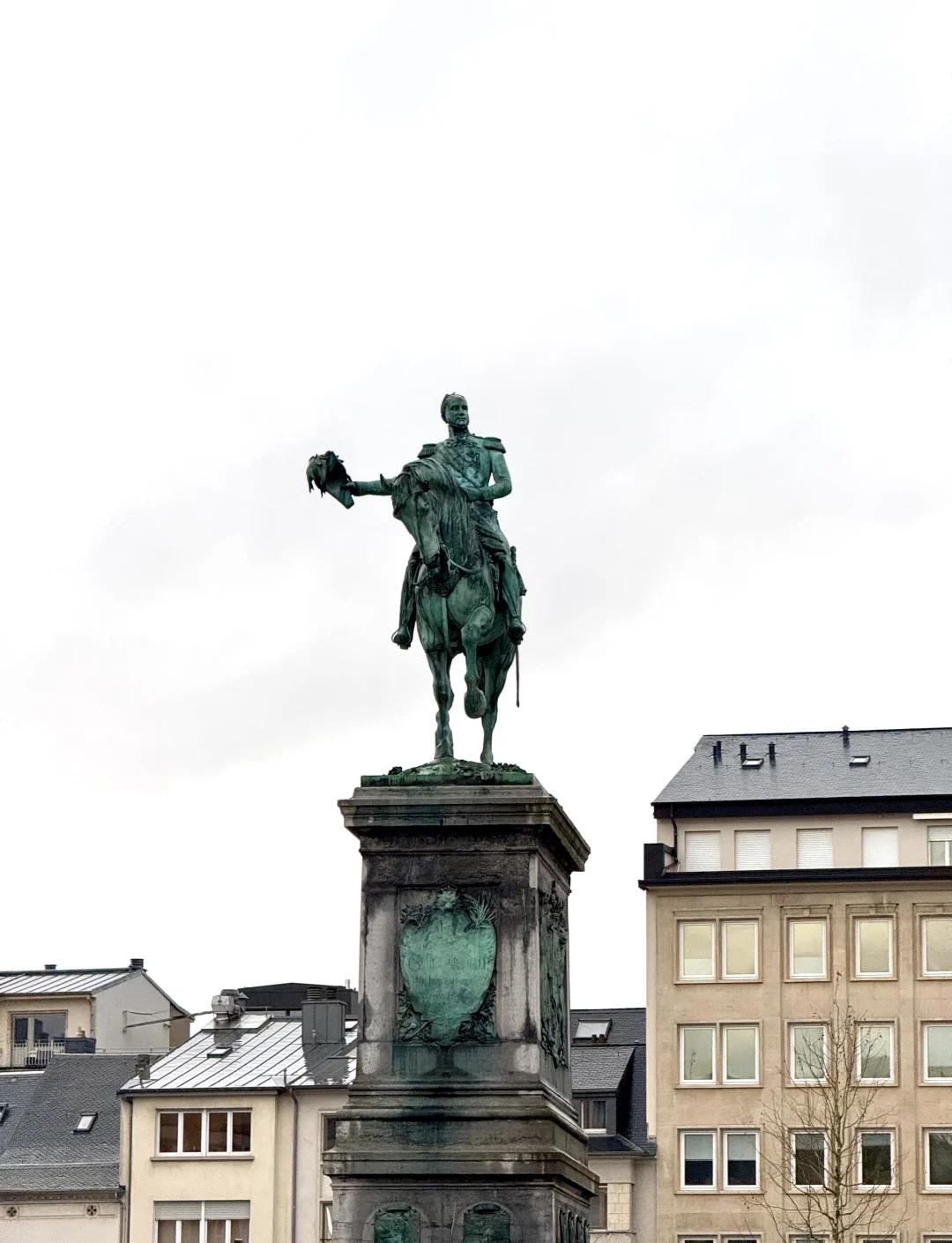 卢森堡马术选手表现优异,圈粉无数 卢森堡马术选手表现优异,圈粉无数