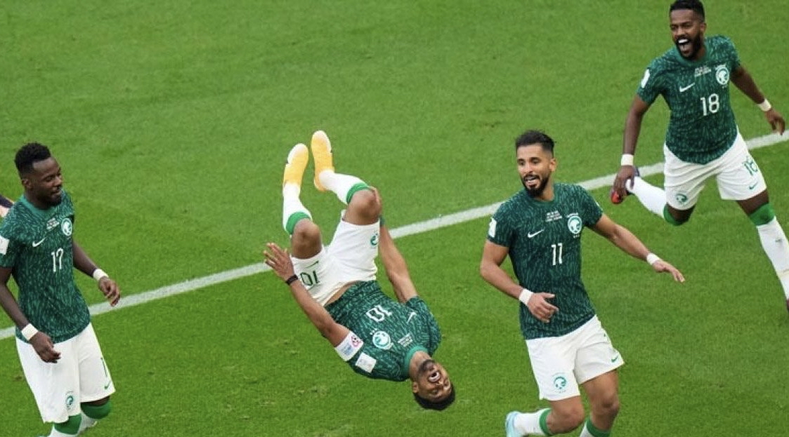 关于红蓝之争!胜负难料,实力对决再度上演的信息 关于红蓝之争!胜负难料,实力对决再度上演的信息