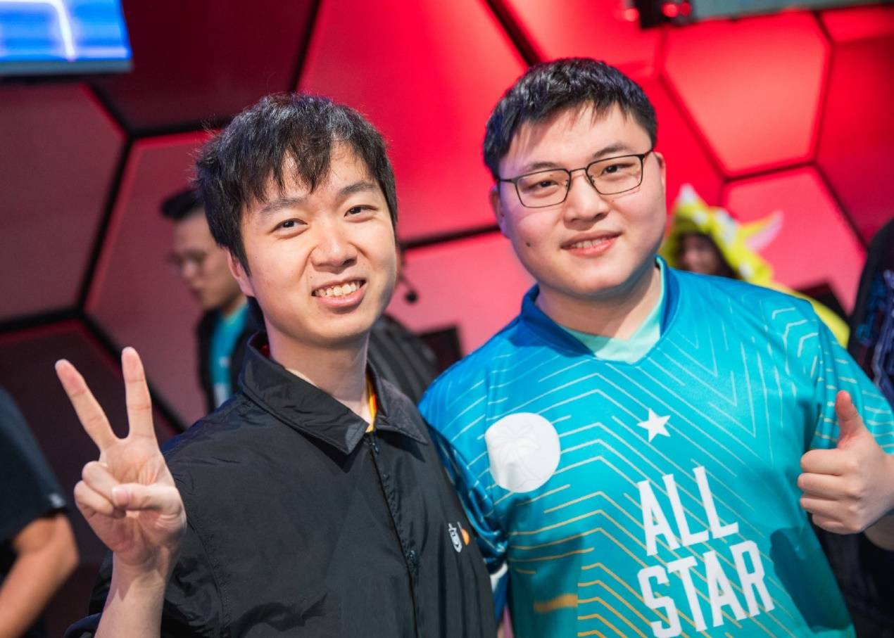 LPL明星选手受伤退赛，引发热议