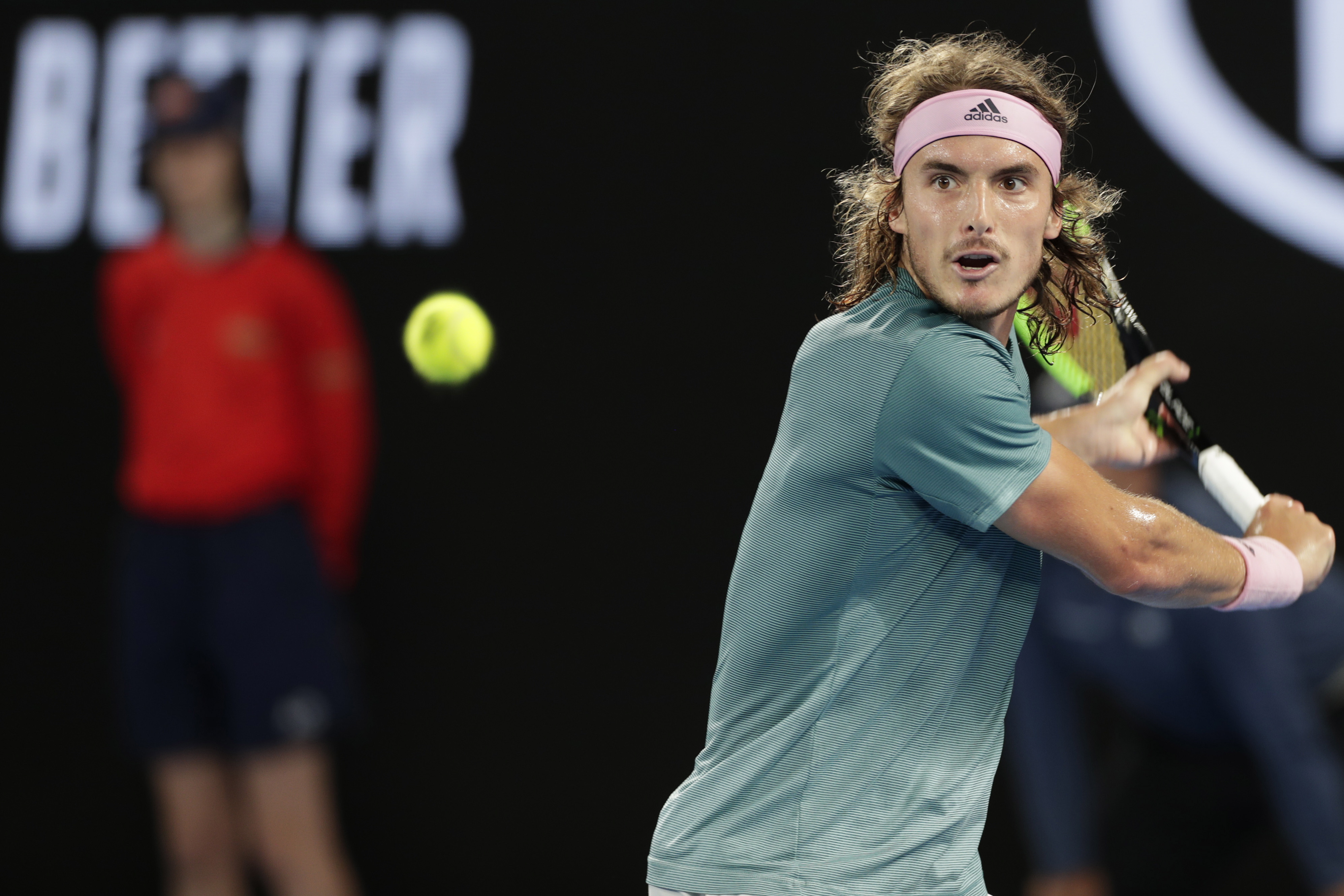 澳网鏖战戴维斯杯，西西帕斯扛起全队