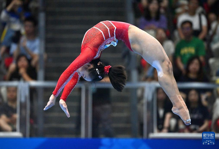 中国体操队获得团体冠军，强势表现