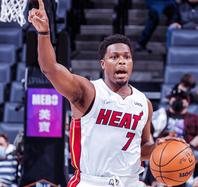 篮网险胜掘金，福克斯惊艳四座