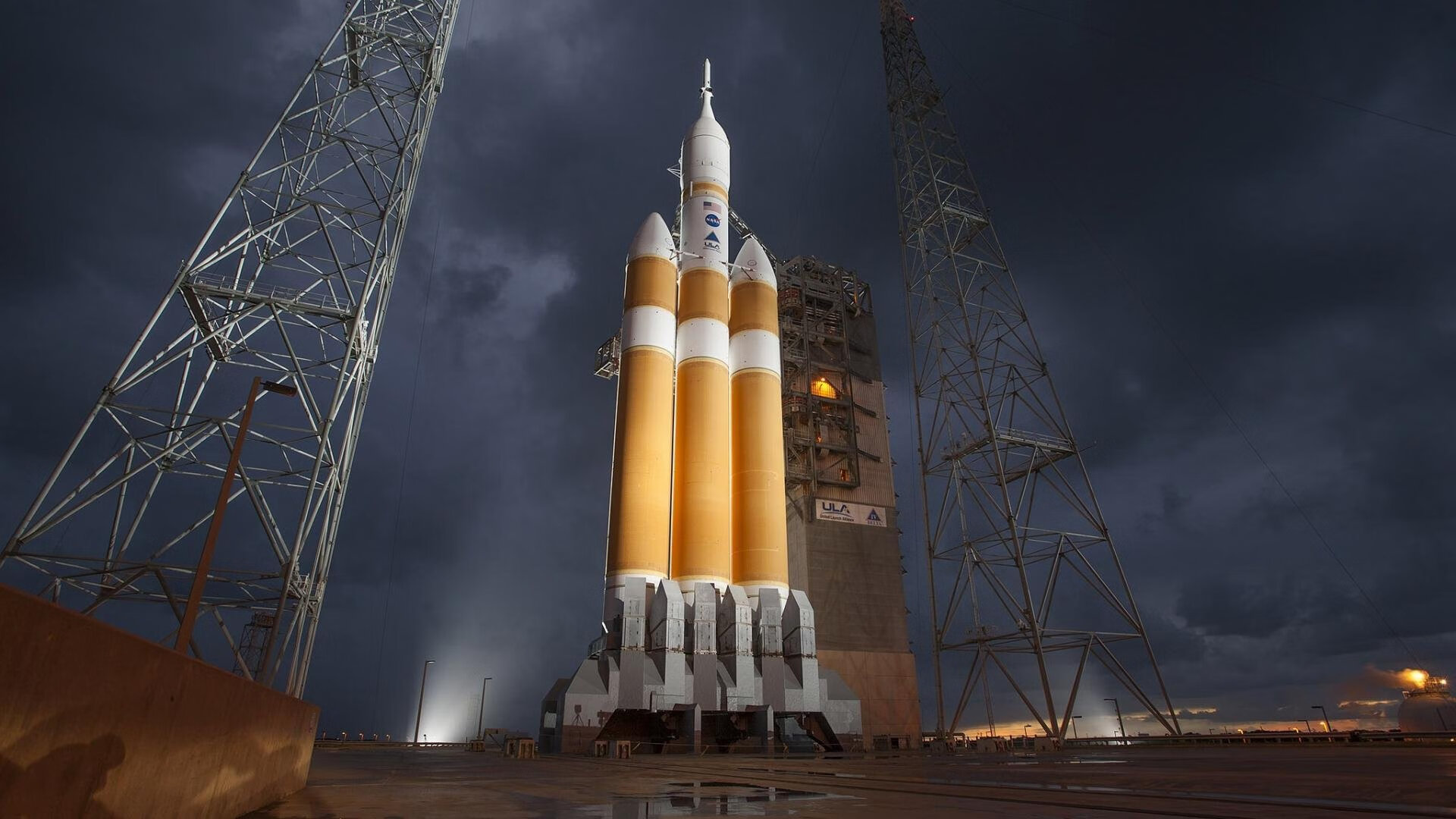 钢铁与丝绸，美国战术风暴下，伊布如何以唯一性重塑曼城