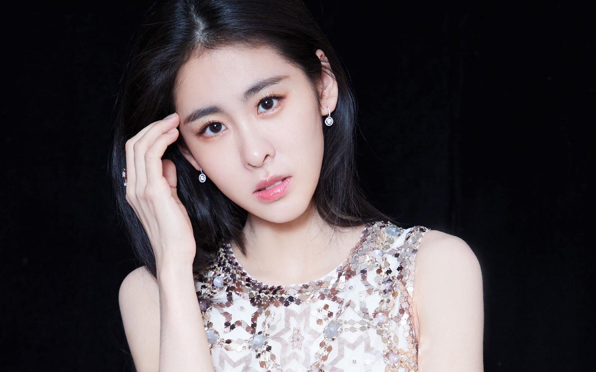 阿尔卑斯雪崩,欧冠淘汰赛切尔西翻盘瑞士的战术奇迹