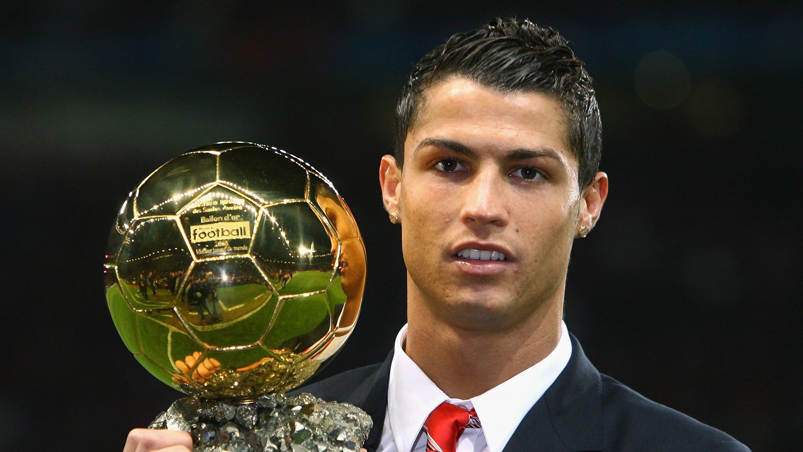 绿茵启示录,迪亚斯破局,曼联血战安哥拉的唯一救赎