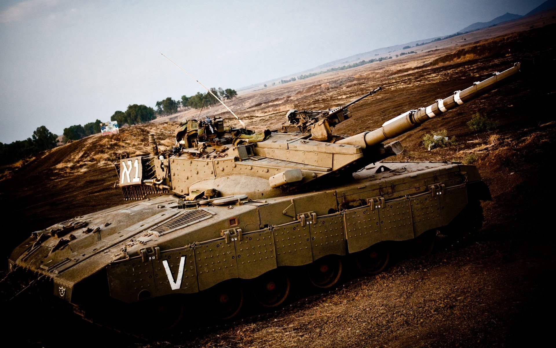 城门对峙，欧文射落飞鹰—新疆猛将一箭定江山